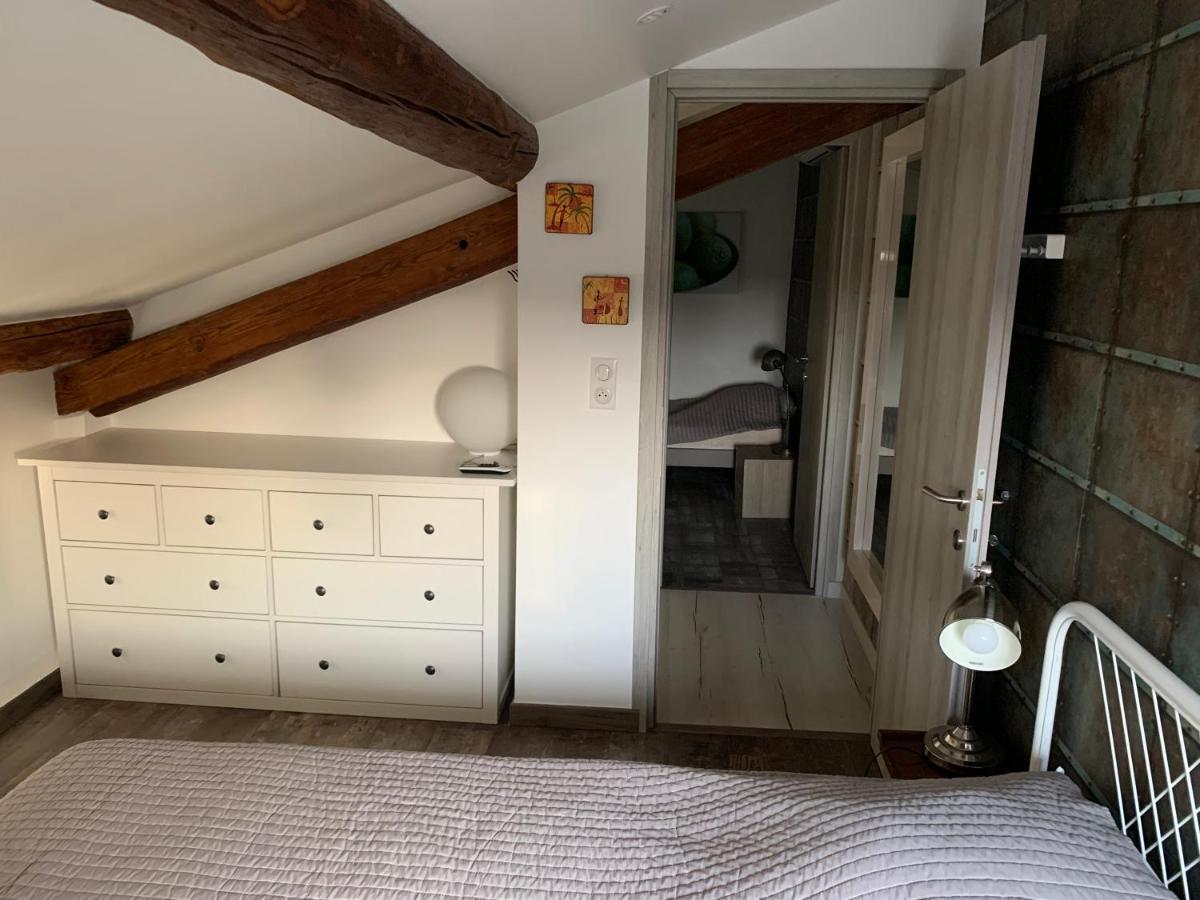 Apartment Clos Du Cardinal Avec Piscine LʼIsle-sur-la-Sorgue